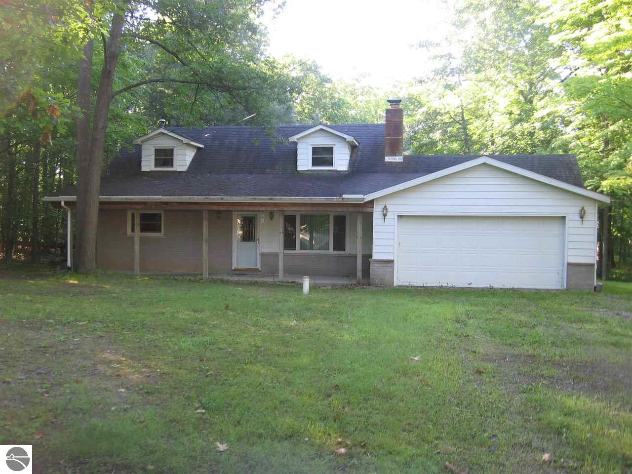 3544 Lake Shore Dr, Lupton, MI 48635 photo 1