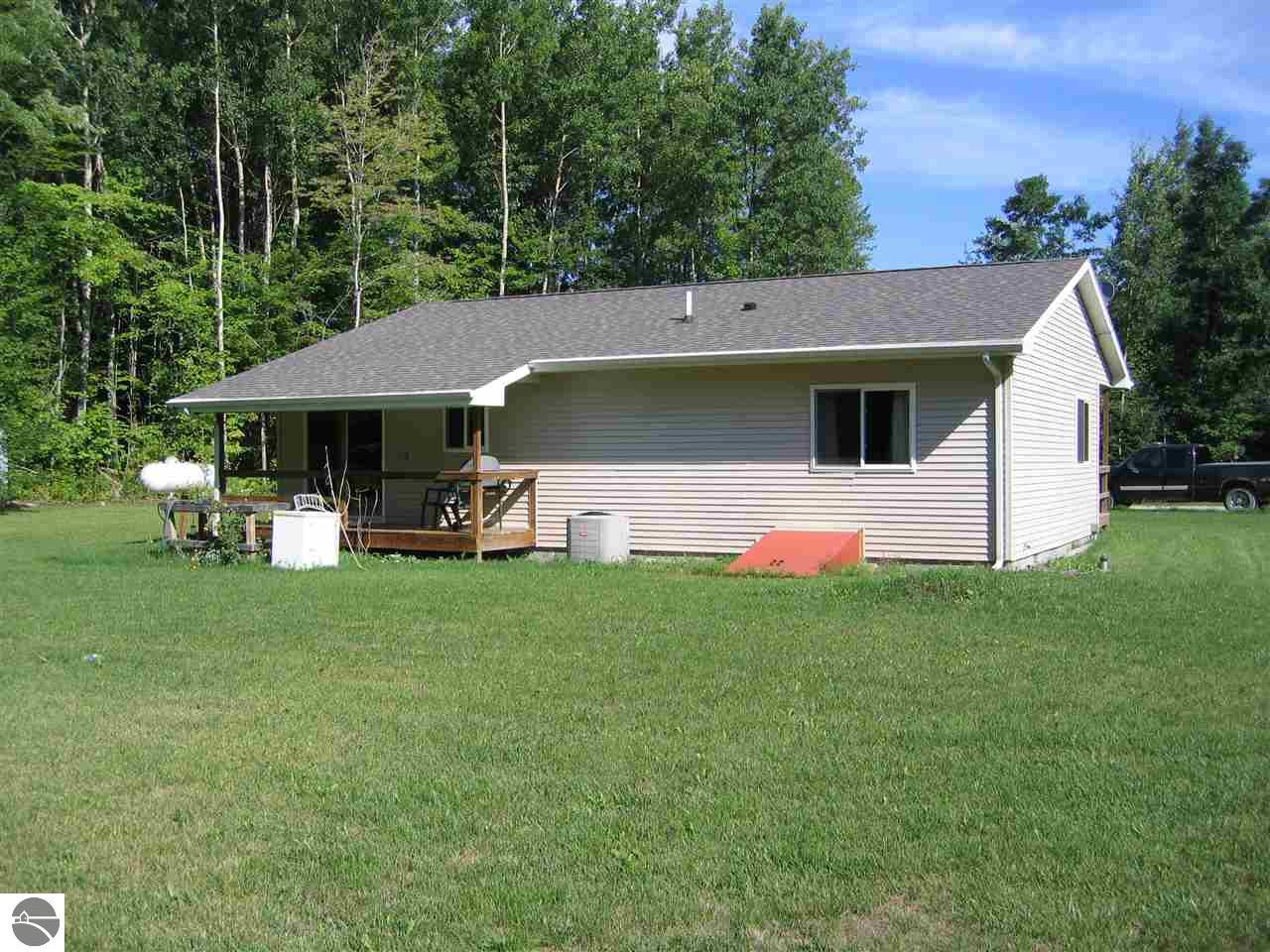 383 W Lagrant Rd, Twining, MI 48766 photo 4