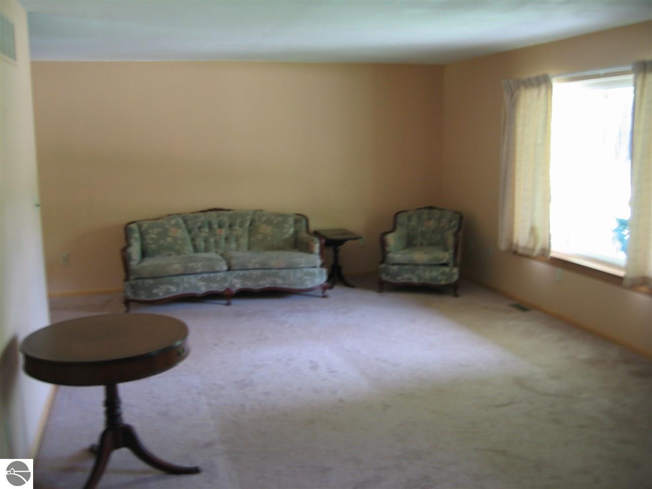 383 W Lagrant Rd, Twining, MI 48766 photo 7