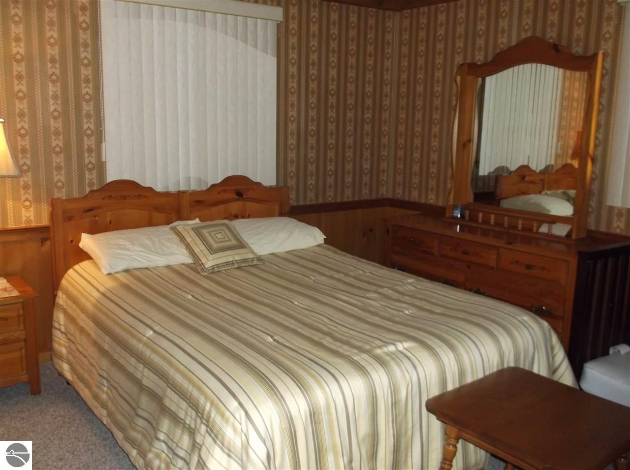 113 S Huron, Au Gres, MI 48703 photo 17