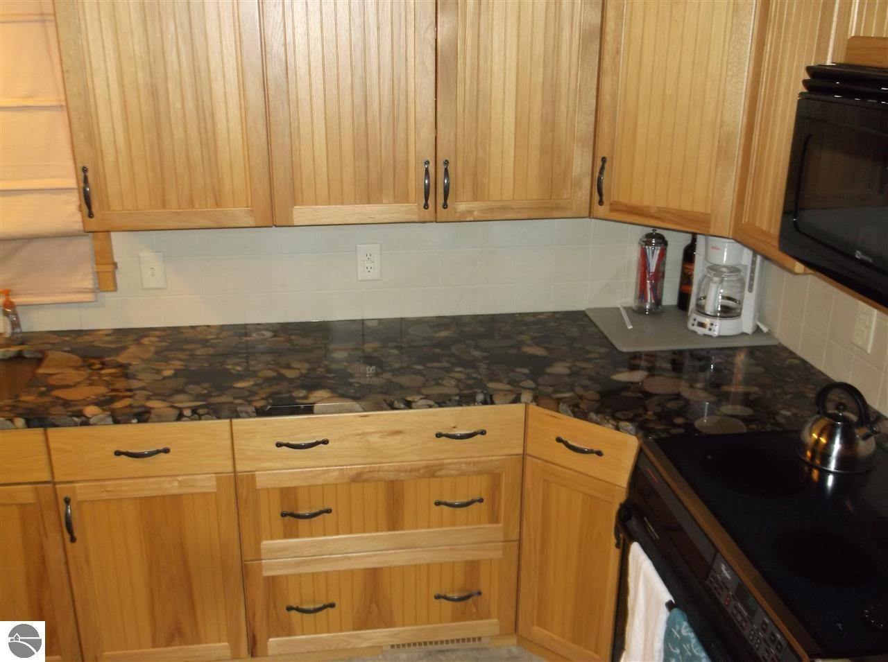 113 S Huron, Au Gres, MI 48703 photo 4