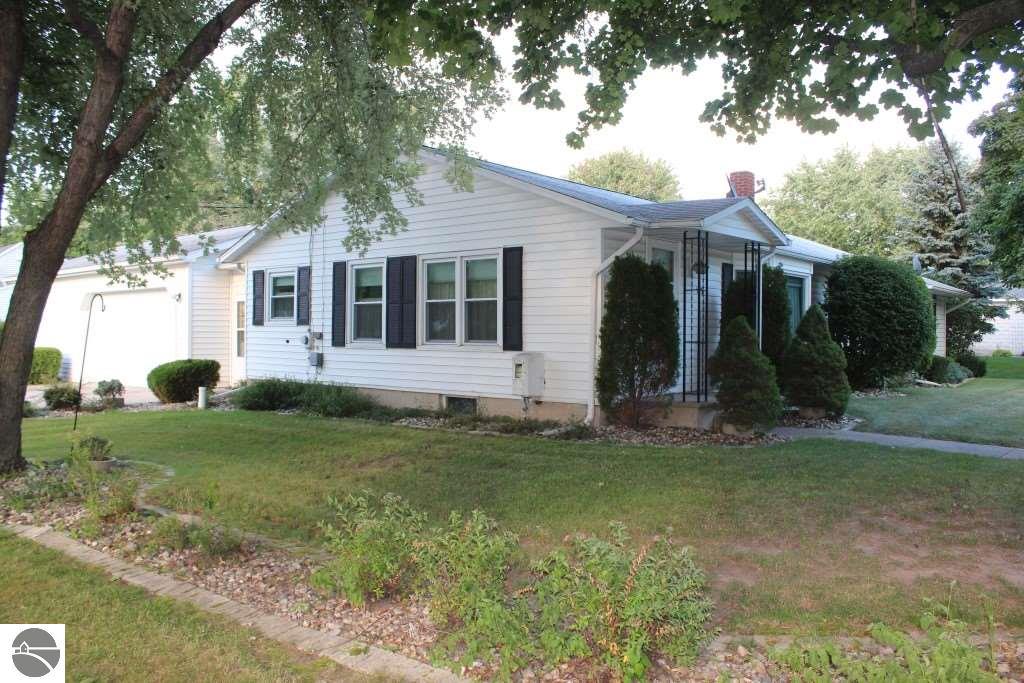 155 E Central, Shepherd, MI 48883 photo 27