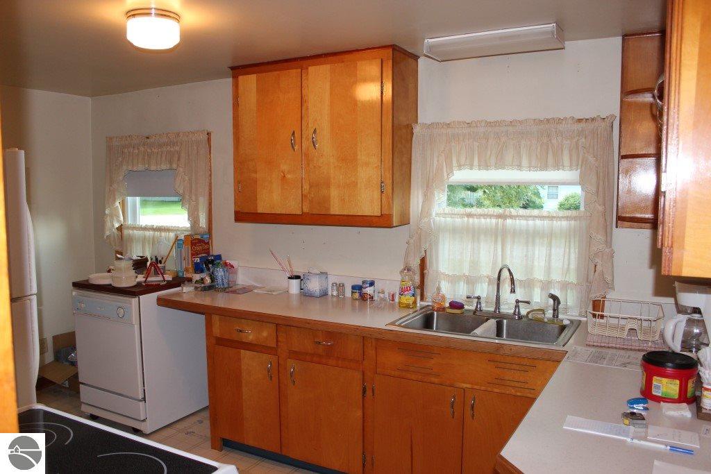 155 E Central, Shepherd, MI 48883 photo 5