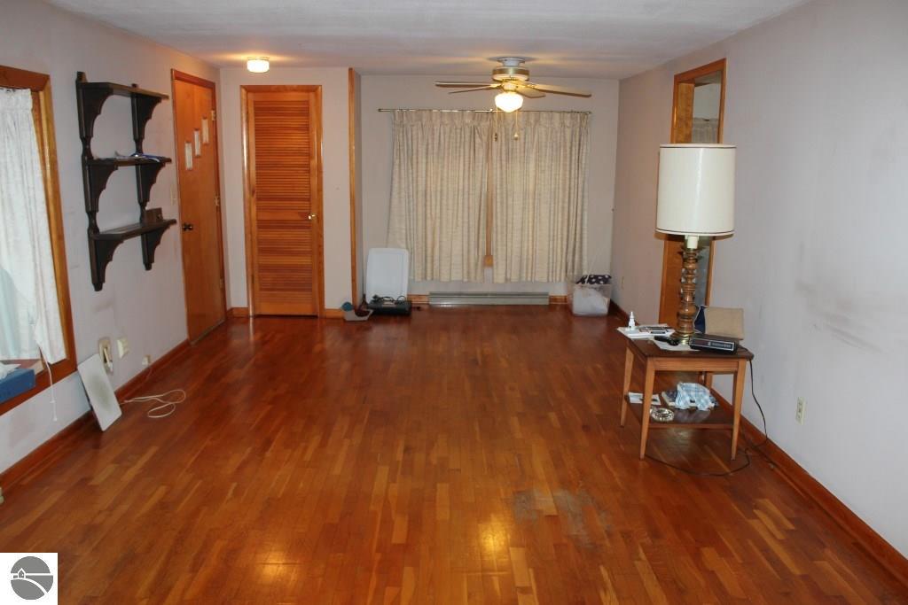 155 E Central, Shepherd, MI 48883 photo 2