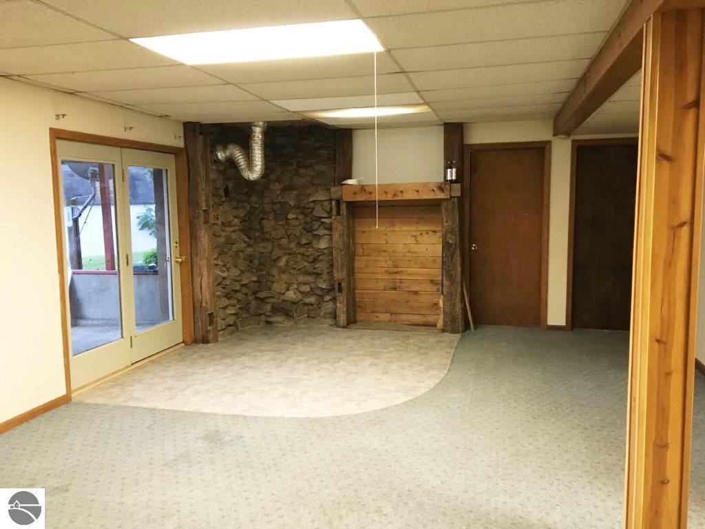 495 W Fleck Rd, Edmore, MI 48829 photo 14