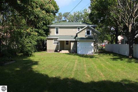 308 E Andre Ave, Mount Pleasant, MI 48858 photo 4