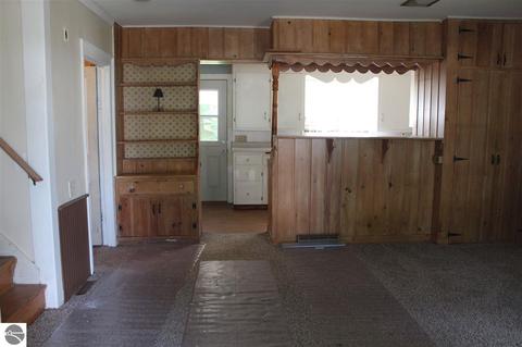 308 E Andre Ave, Mount Pleasant, MI 48858 photo 7