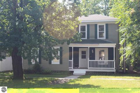 308 E Andre Ave, Mount Pleasant, MI 48858 photo 2