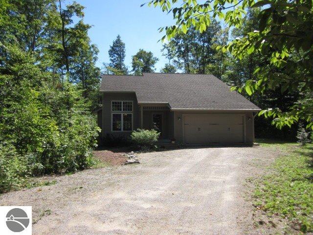 2314 E Red Oak Ct, Cedar, MI 49621 photo 14