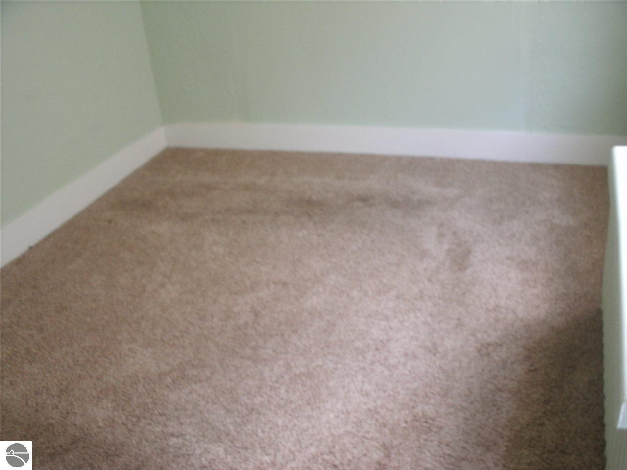 110 E Seventh St, Clare, MI 48617 photo 15