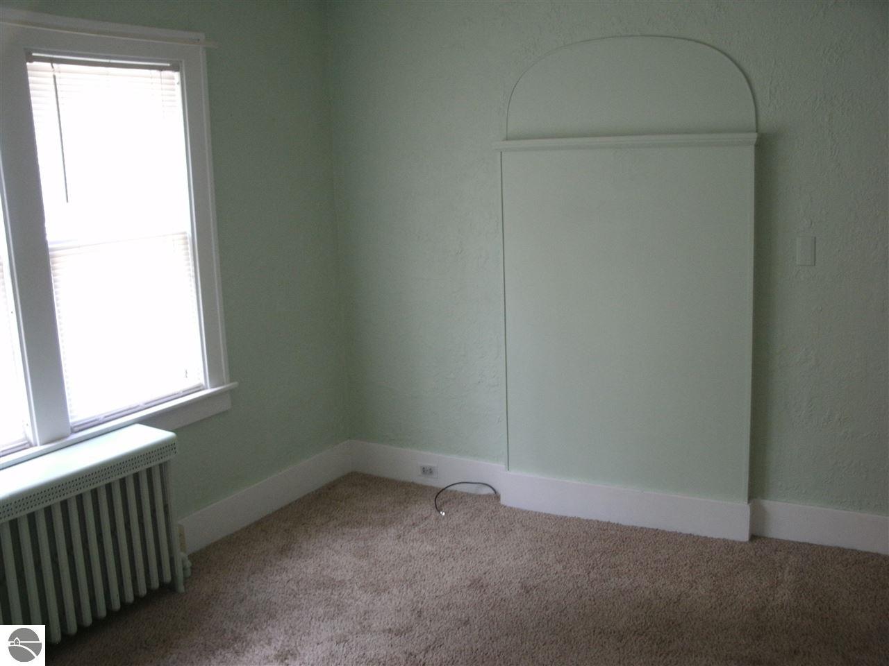 110 E Seventh St, Clare, MI 48617 photo 16