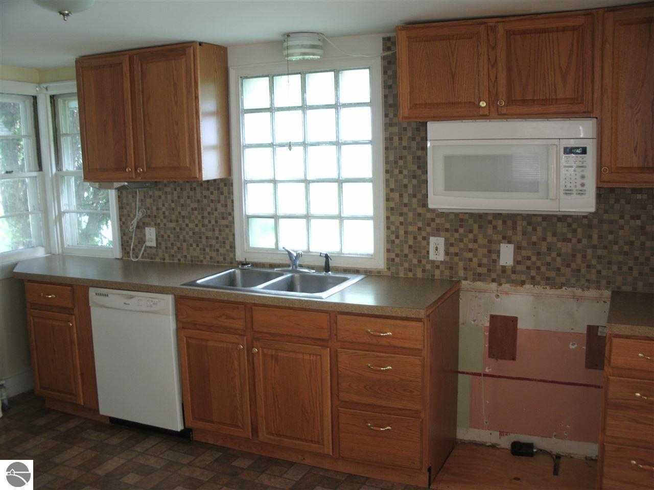 110 E Seventh St, Clare, MI 48617 photo 11