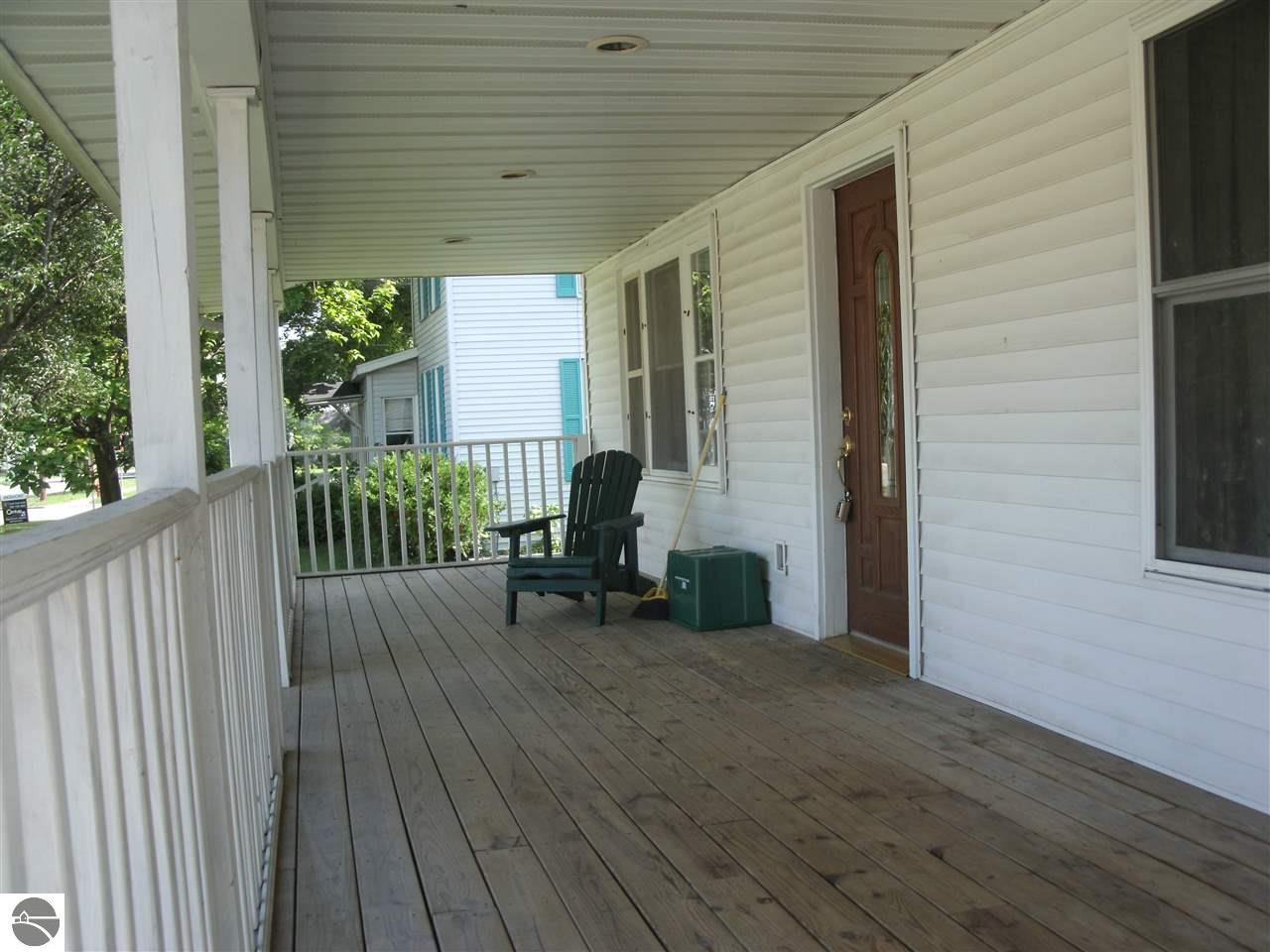 110 E Seventh St, Clare, MI 48617 photo 6