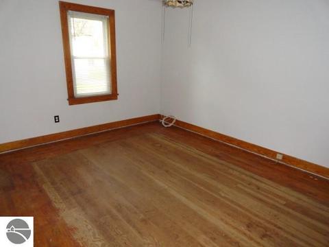 602 Jackson St, Clare, MI 48617 photo 20