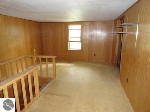602 Jackson St, Clare, MI 48617 photo 24