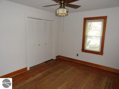 602 Jackson St, Clare, MI 48617 photo 21