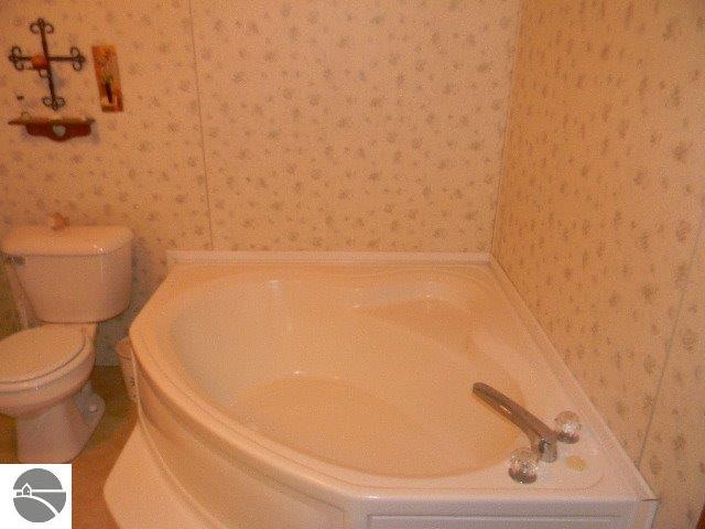 535 W Maple, Mcbain, MI 49657 photo 10