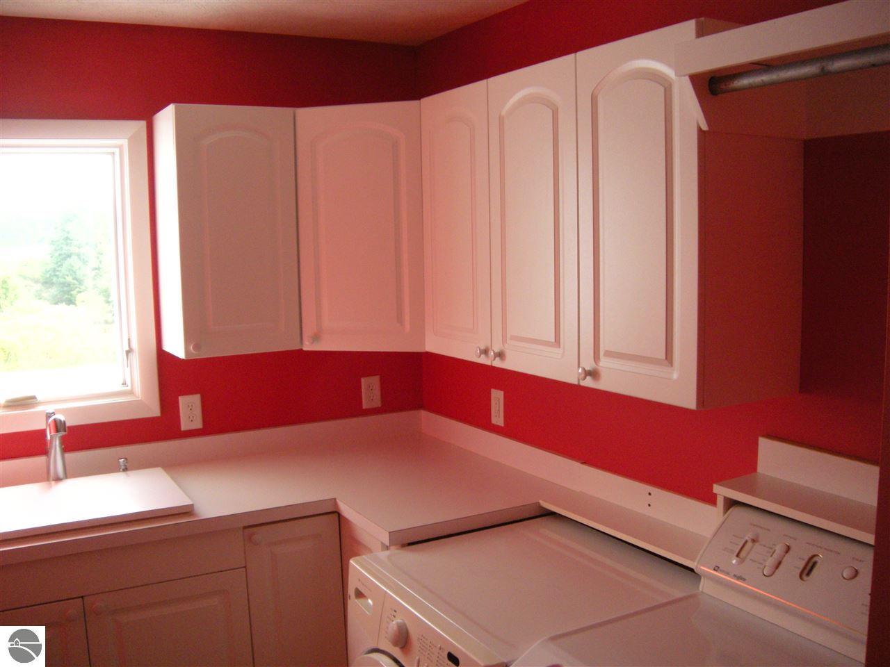 3565 S Bay Bluff Dr, Cedar, MI 49621 photo 11