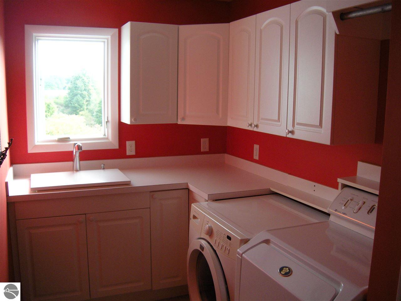 3565 S Bay Bluff Dr, Cedar, MI 49621 photo 10