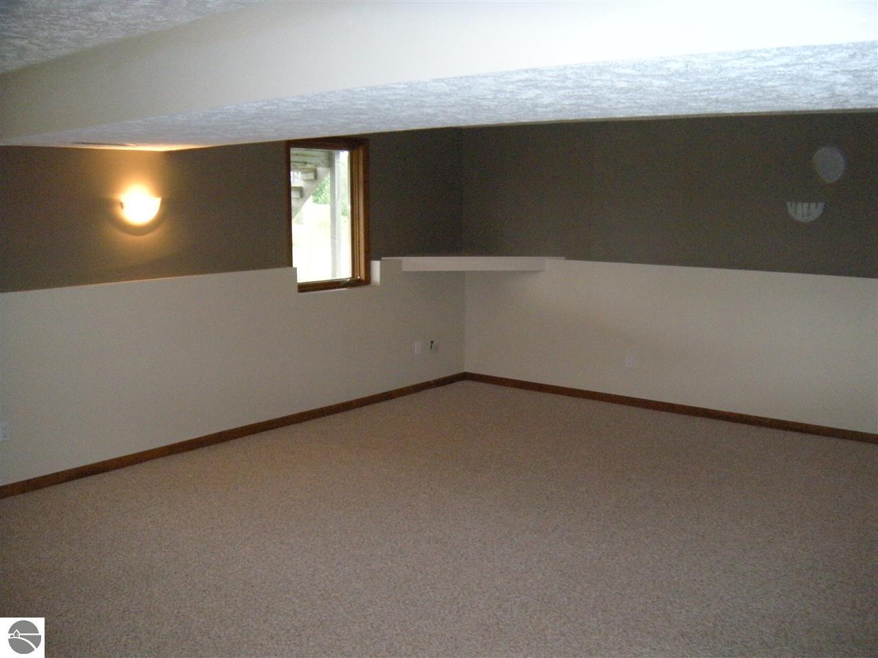 3565 S Bay Bluff Dr, Cedar, MI 49621 photo 8