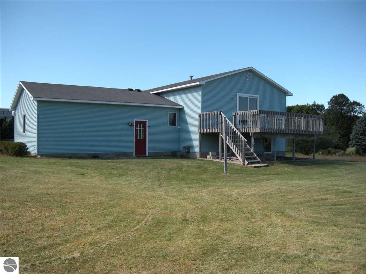 3565 S Bay Bluff Dr, Cedar, MI 49621 photo 14