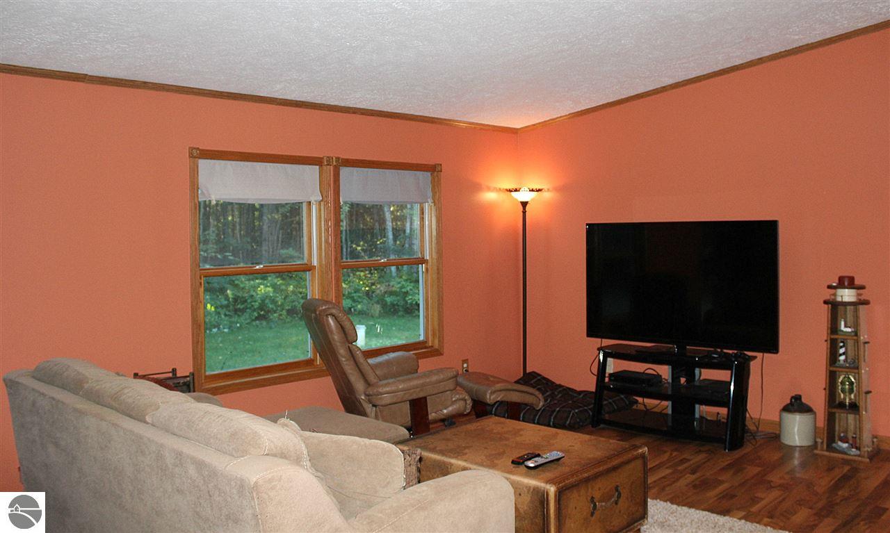11400 Emerald Frst, Interlochen, MI 49643 photo 13