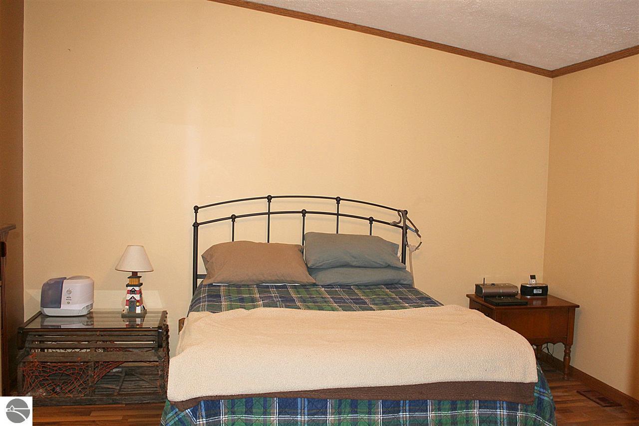 11400 Emerald Frst, Interlochen, MI 49643 photo 14