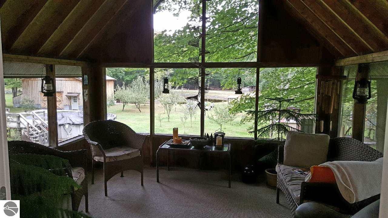 1077 S Dickenson Rd, Shepherd, MI 48883 photo 83