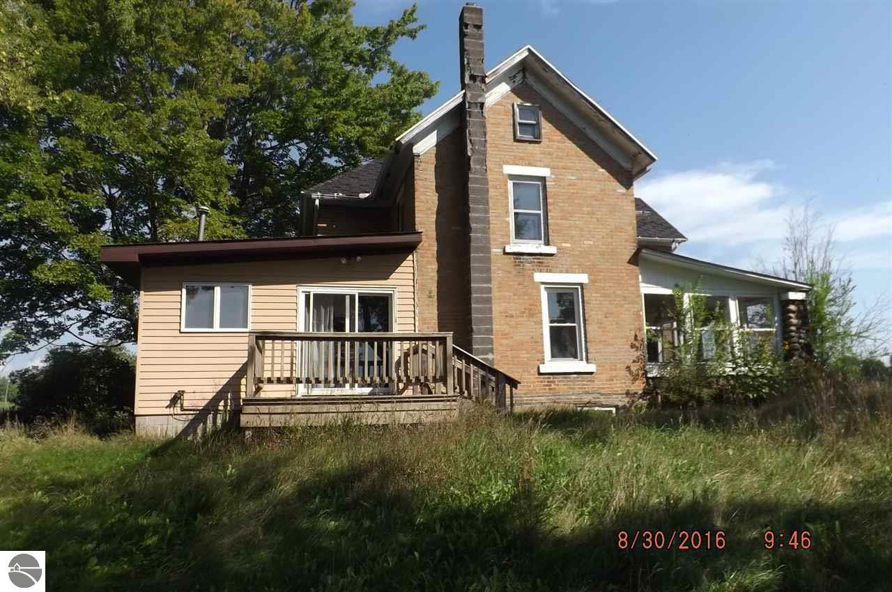 8461 W Maple Ridge Rd, Alger, MI 48610 photo 3