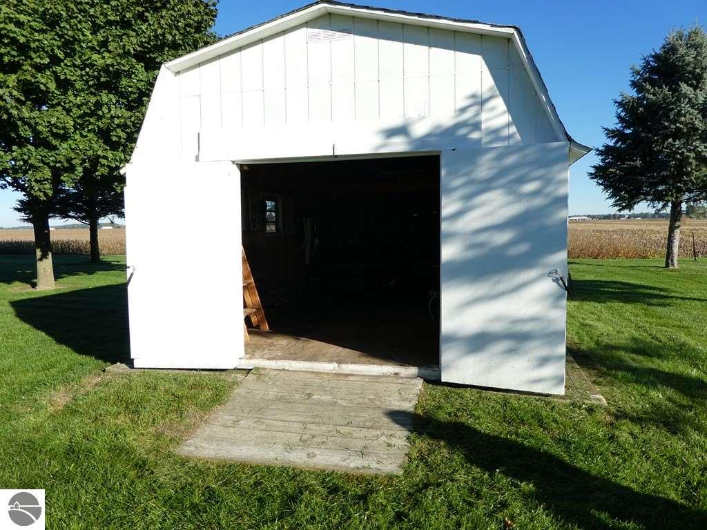 11685 E Blanchard Rd, Shepherd, MI 48883 photo 31