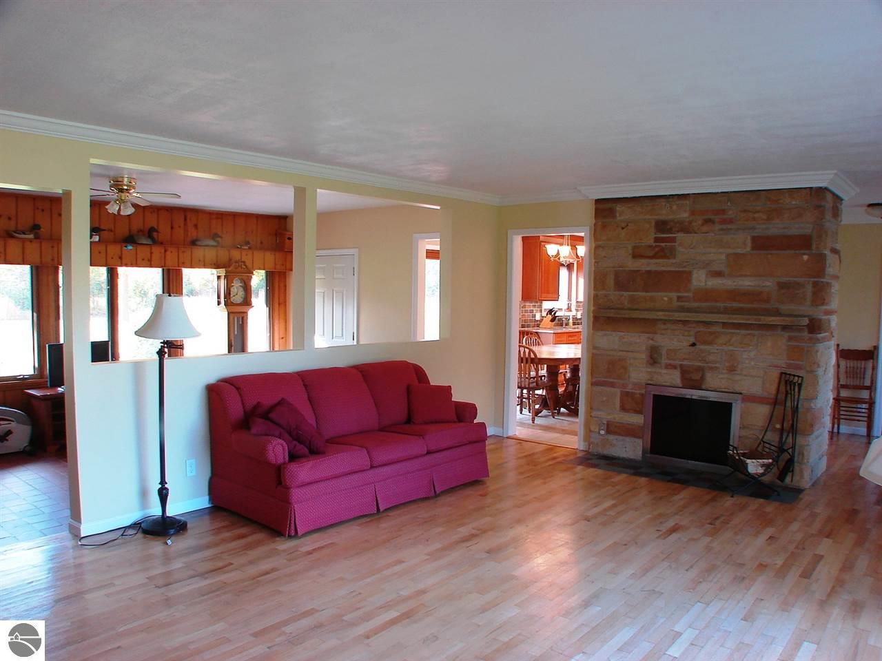 613 N Pine River St, Ithaca, MI 48847 photo 33
