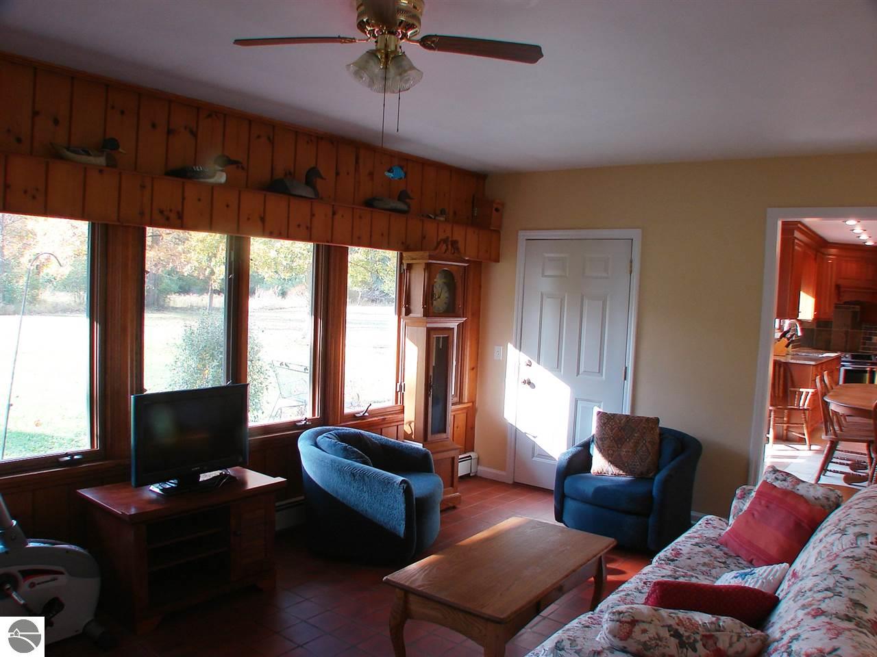 613 N Pine River St, Ithaca, MI 48847 photo 34