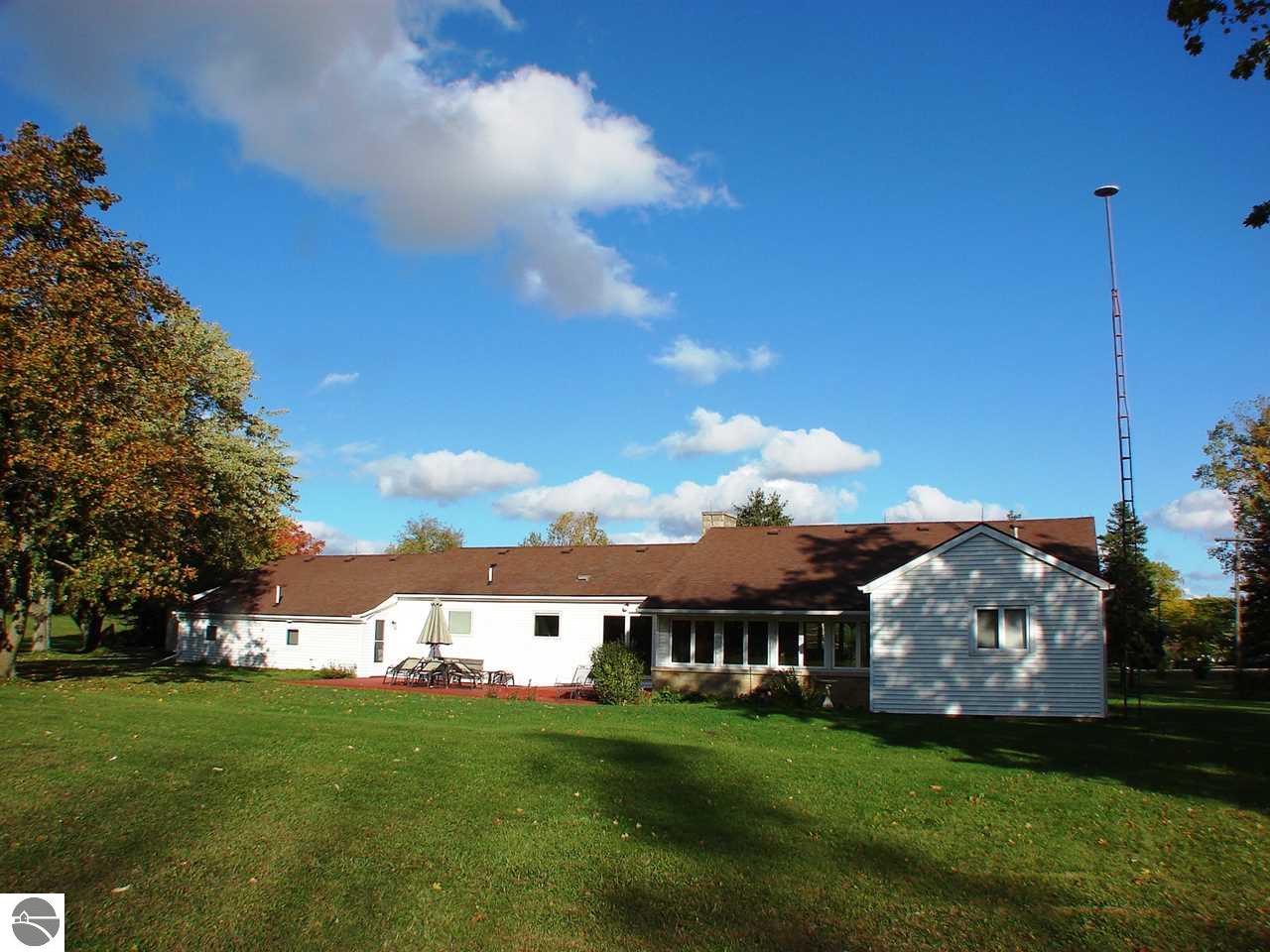 613 N Pine River St, Ithaca, MI 48847 photo 13