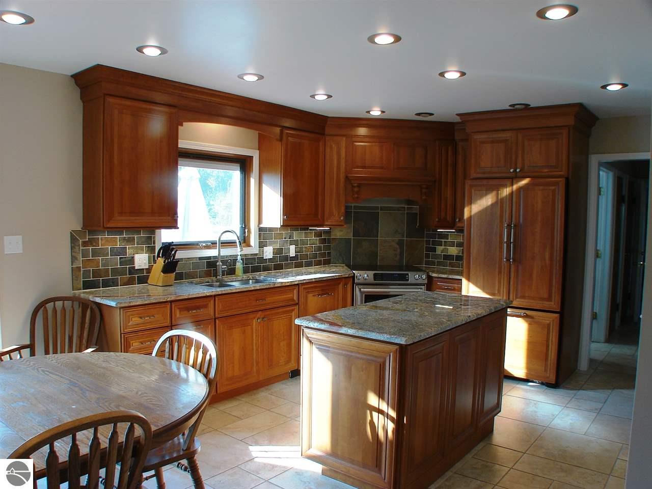 613 N Pine River St, Ithaca, MI 48847 photo 19