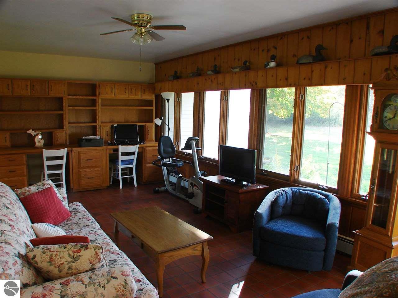 613 N Pine River St, Ithaca, MI 48847 photo 35