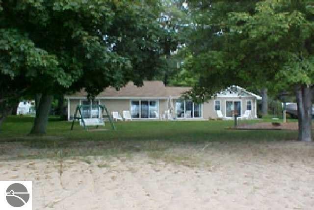 3036 Point Augres Rd, Au Gres, MI 48703 photo 4