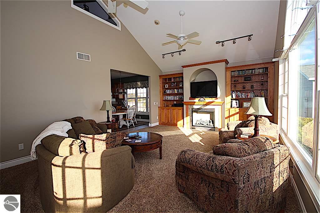 8290 E Millbrook Rd, Shepherd, MI 48883 photo 9