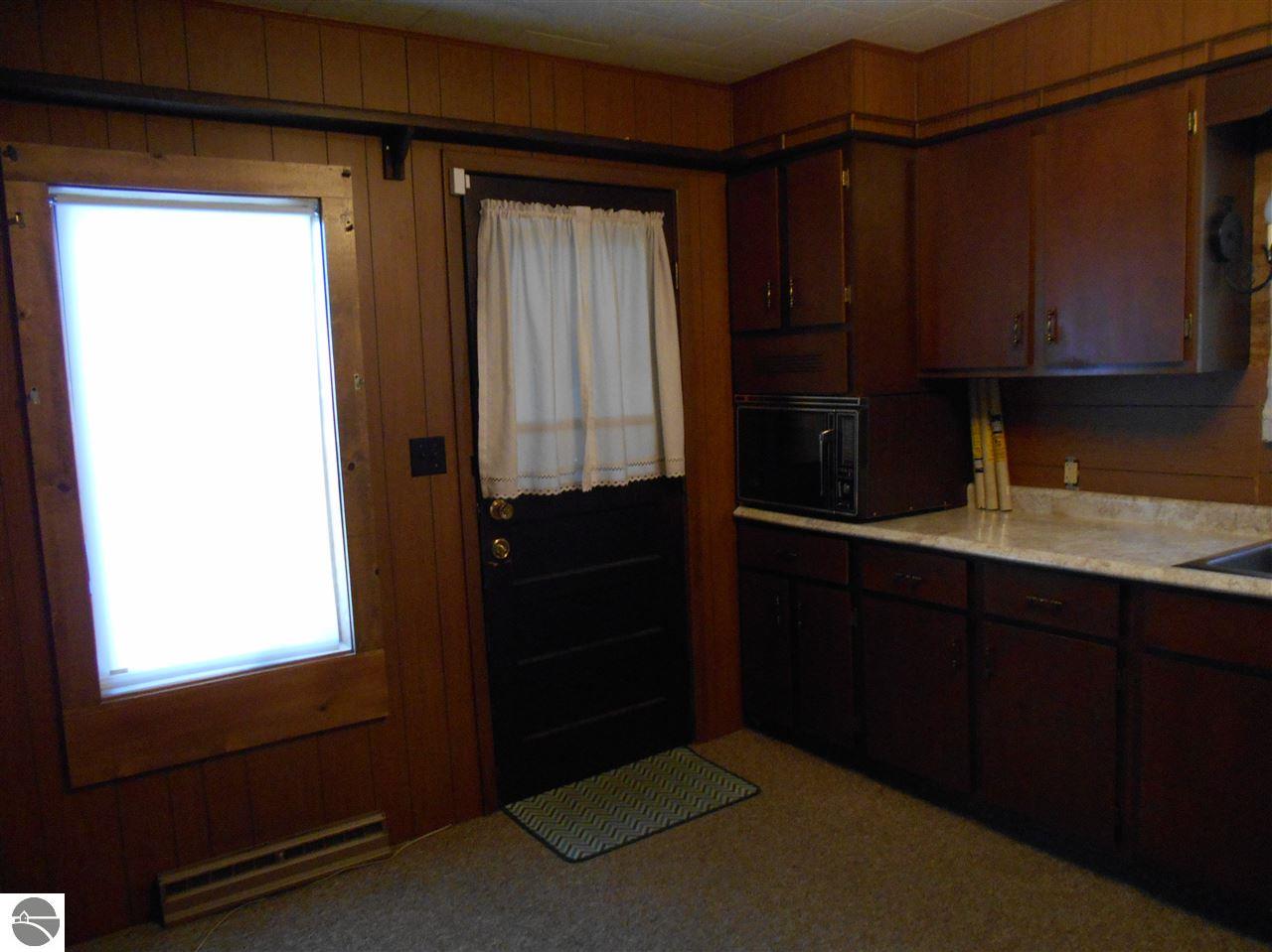 340 W Michigan Ave, Au Gres, MI 48703 photo 3