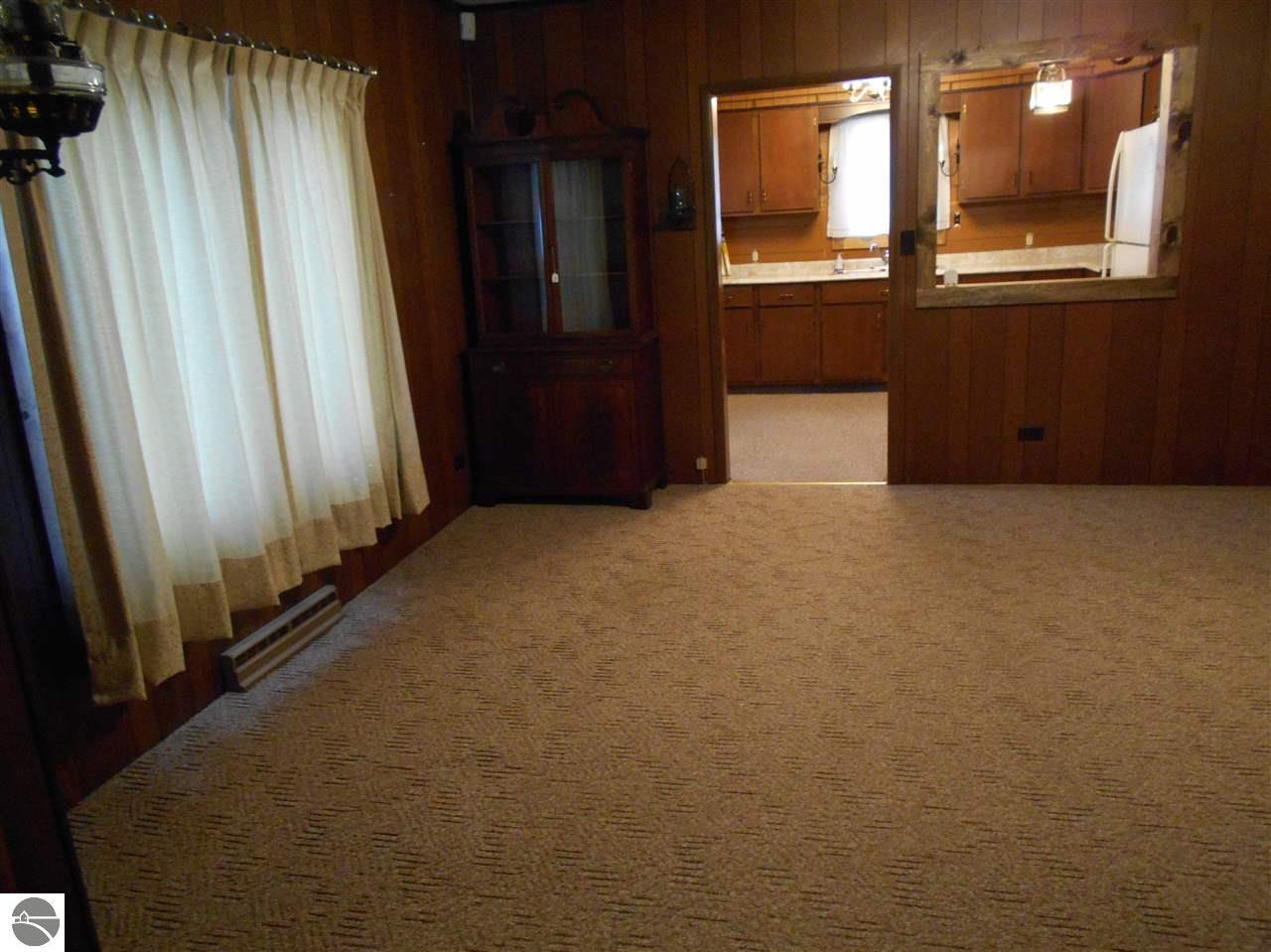 340 W Michigan Ave, Au Gres, MI 48703 photo 5