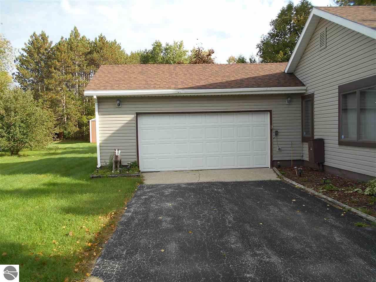 340 W Michigan Ave, Au Gres, MI 48703 photo 15