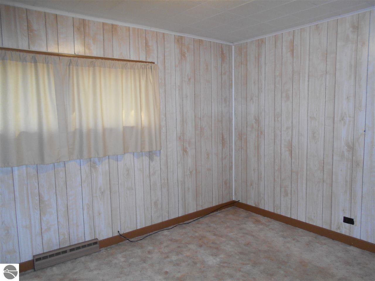 340 W Michigan Ave, Au Gres, MI 48703 photo 10