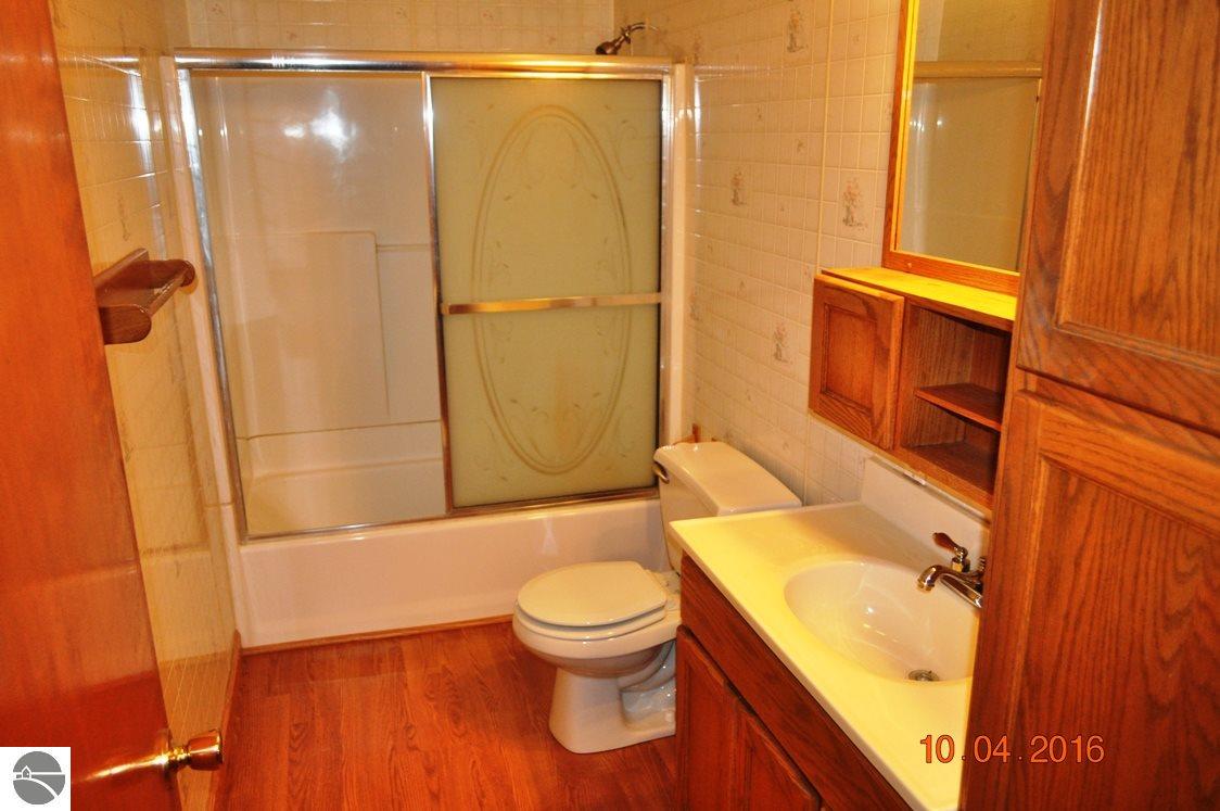 205 E Patrick Ct, Midland, MI 48640 photo 13