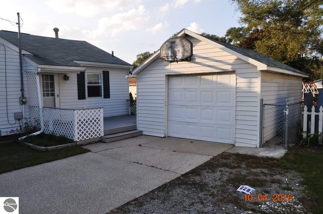 205 E Patrick Ct, Midland, MI 48640 photo 23