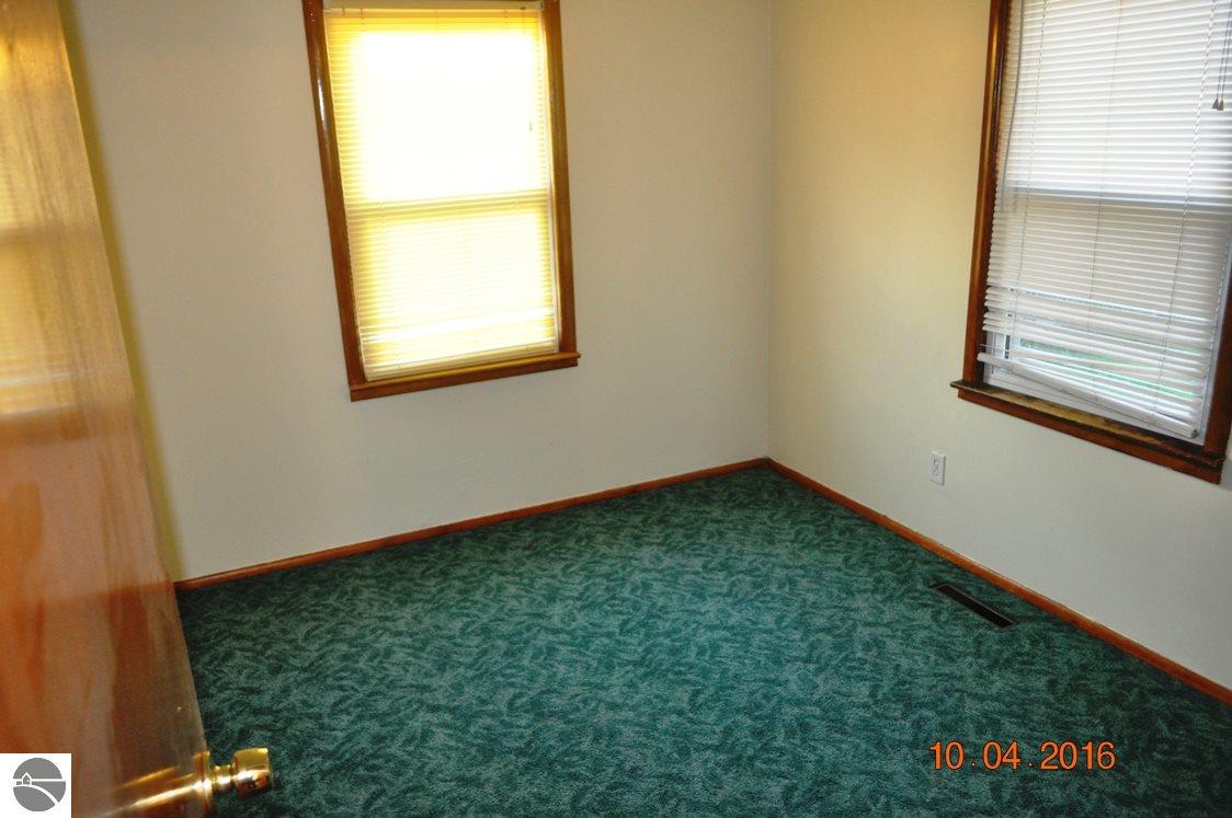 205 E Patrick Ct, Midland, MI 48640 photo 14