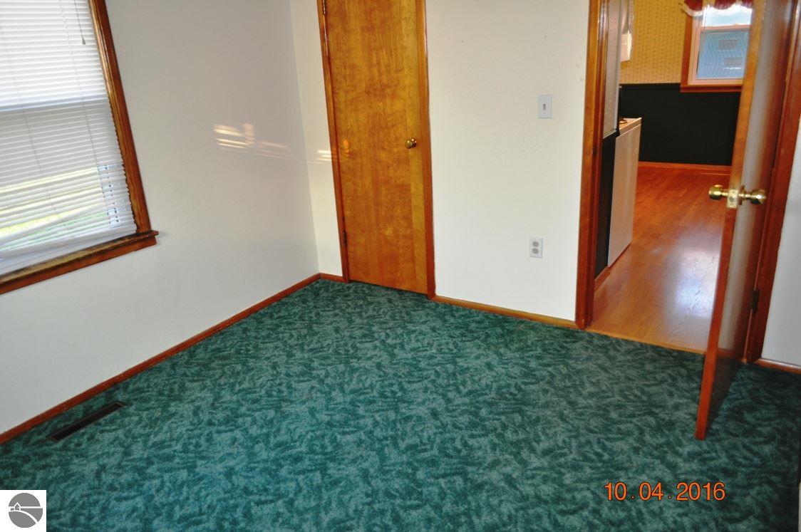 205 E Patrick Ct, Midland, MI 48640 photo 15