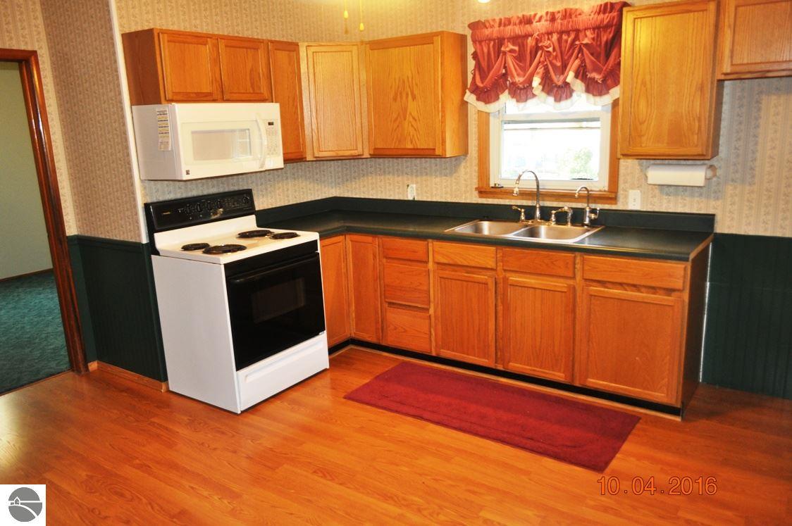 205 E Patrick Ct, Midland, MI 48640 photo 17