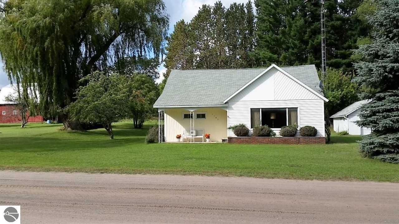 1141 N Scott Rd, Twining, MI 48766 photo 3