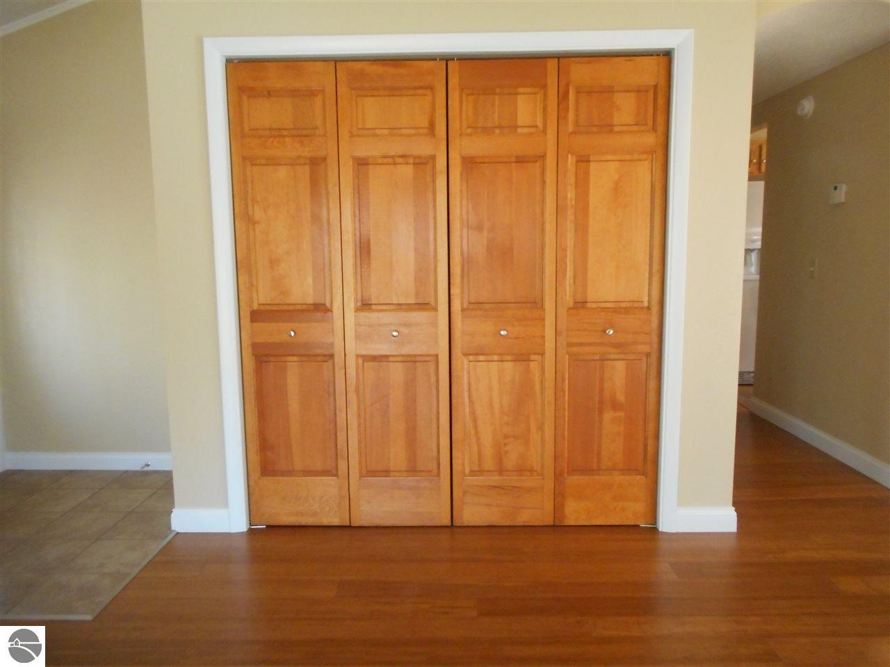 4334 Hamilton Dr, Harrison, MI 48625 photo 4