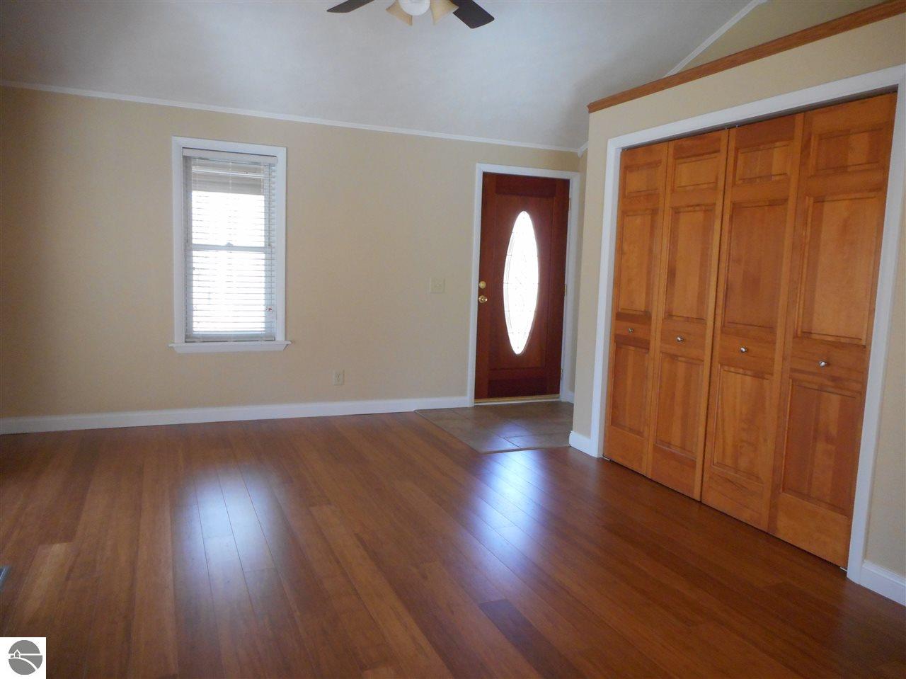 4334 Hamilton Dr, Harrison, MI 48625 photo 6