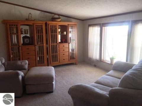 2751 S Jerome Rd, Ithaca, MI 48847 photo 12